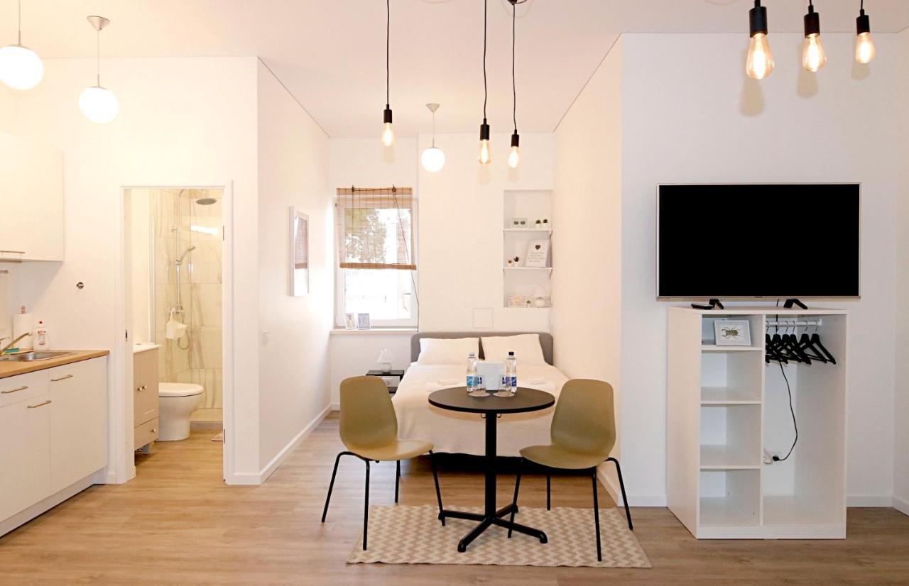 Minimalist Studio Old Town Apartments By Hostlovers Kaunas Exterior foto
